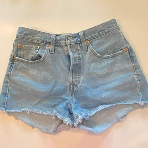 Levi's Light Wash Denim Shorts Size 27.